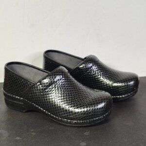 Dansko XP Pro Clogs Size 41 Metallic Python Snakeskin Chef Cook Restaurant